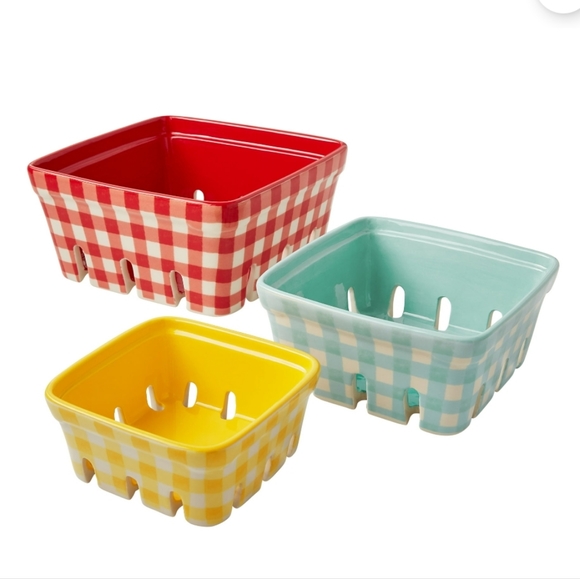 ❤️ New 2023 Pioneer Woman Gingham 3-Piece Ceramic Fruit Basket Set - Picture 6 of 6